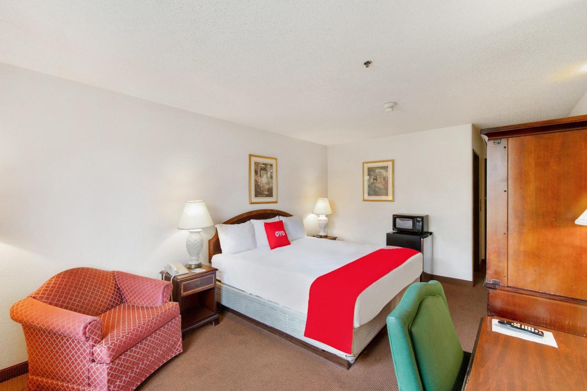 Oyo Hotel Portage I-94 מראה חיצוני תמונה