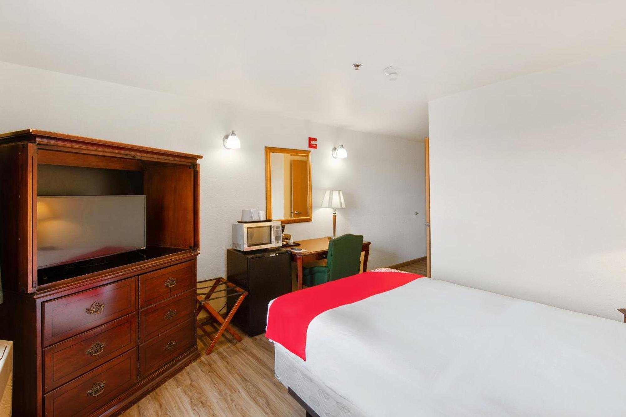Oyo Hotel Portage I-94 מראה חיצוני תמונה