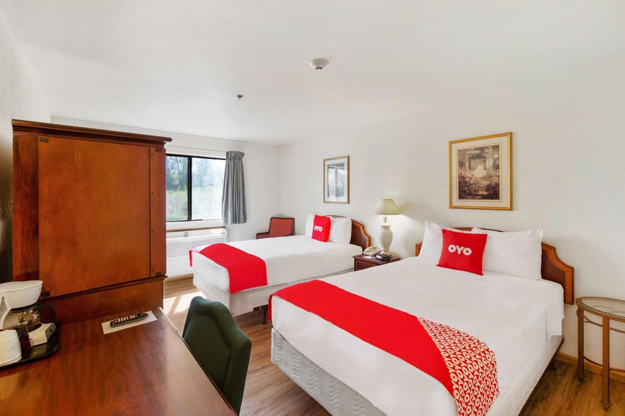 Oyo Hotel Portage I-94 מראה חיצוני תמונה